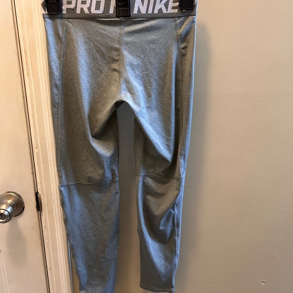 Nike Tights - Picture 3 of 3
